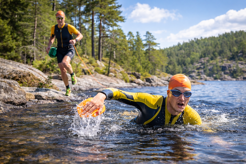 Swimrun nybörjare – så kommer du igång med sporten